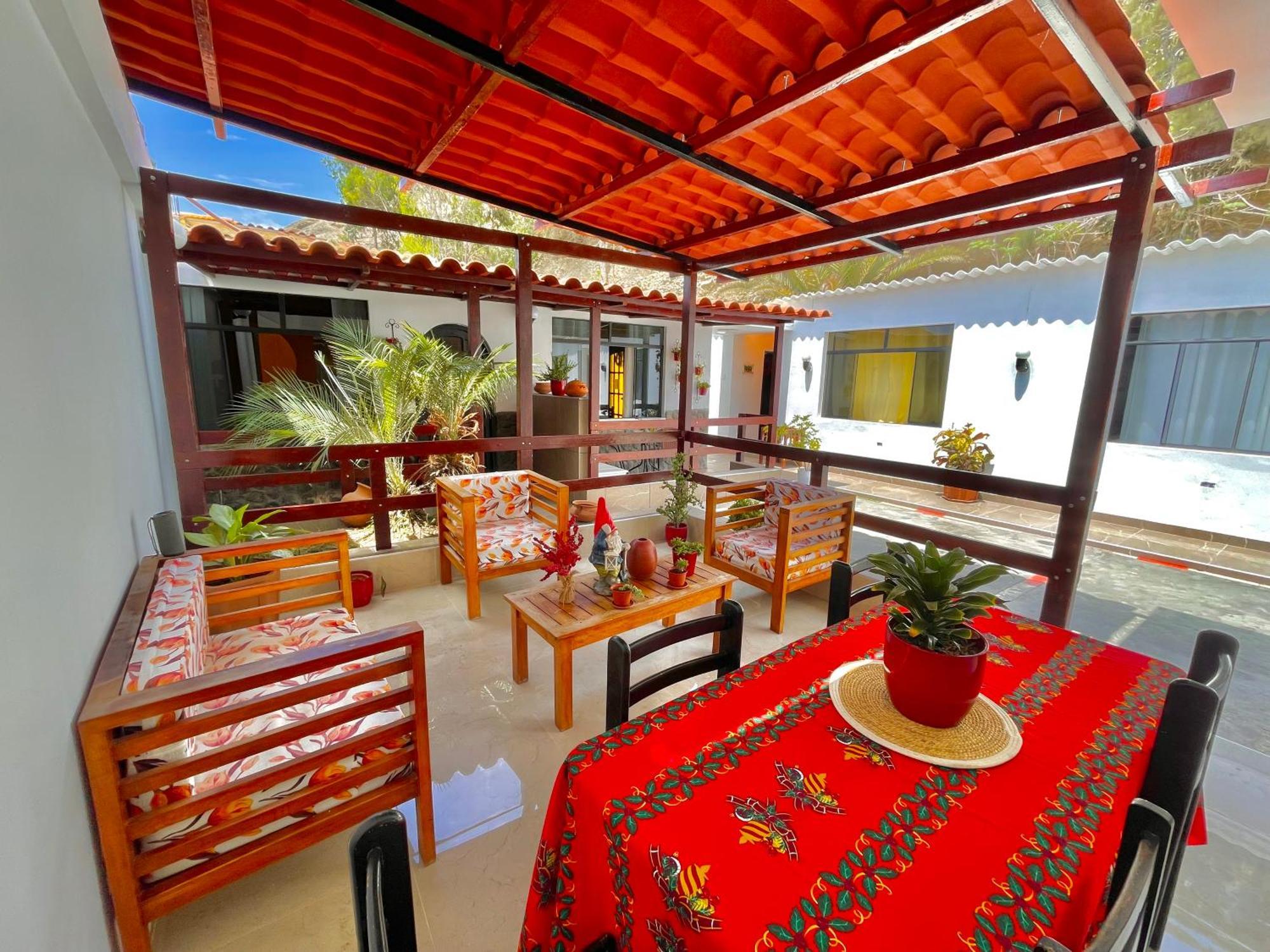 Huanchaco Gardens Hotel Exterior photo